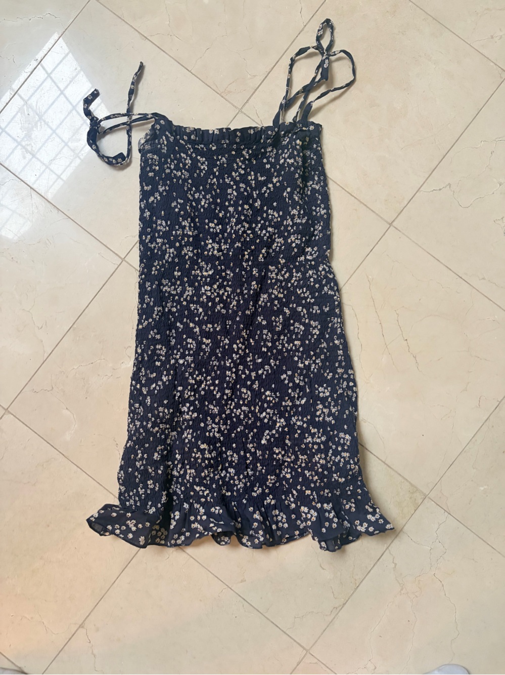 Cotton On - Navy Floral Tie-Strap Mini scrunch dress